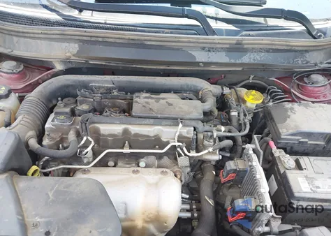 2014 Jeep Cherokee Latitude z USA, uszkodzony, nr VIN 1C4PJLCB2EW200229